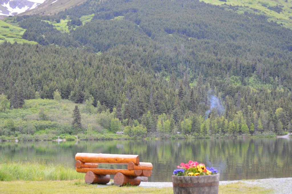 Summit Lake Lodge Cameră foto