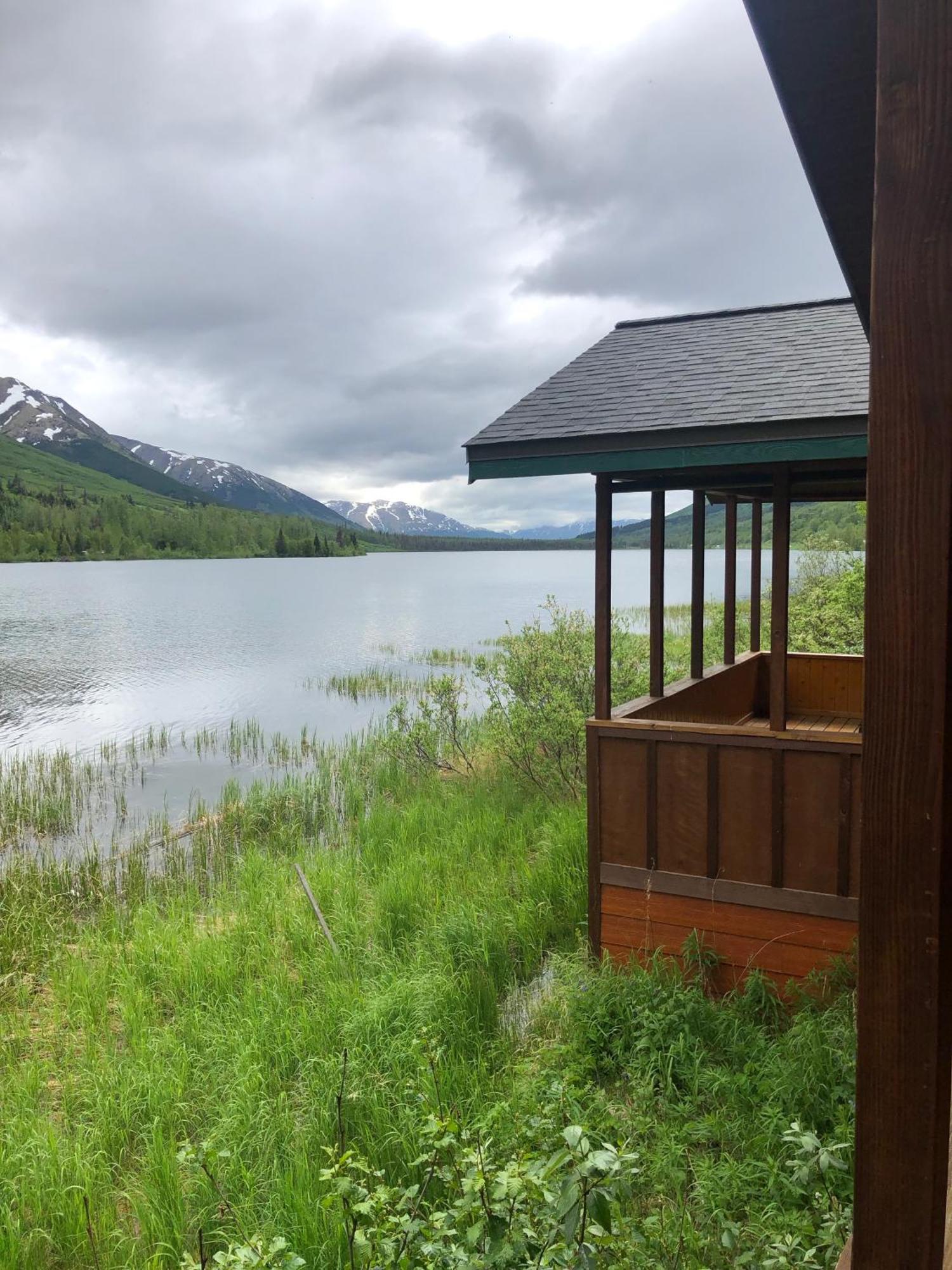Summit Lake Lodge Exterior foto