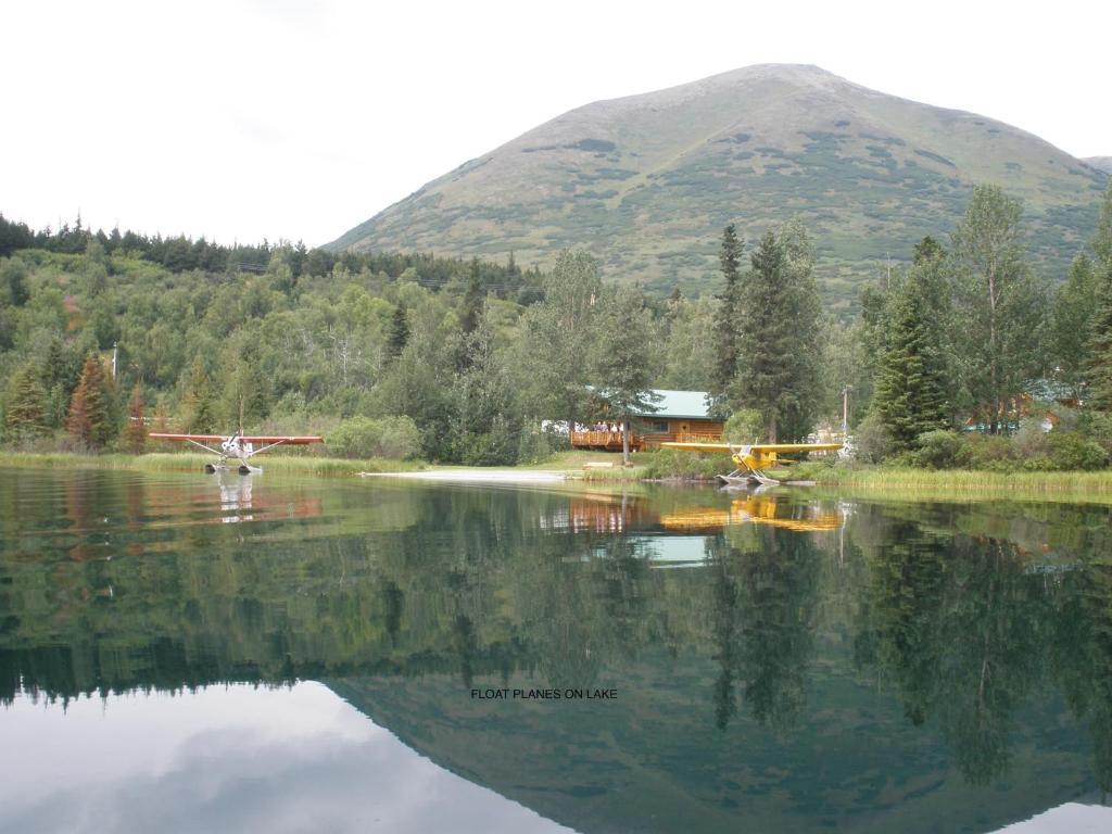 Summit Lake Lodge Exterior foto